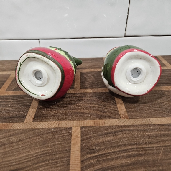 Christmas Holiday Gnome Ceramic Salt and Pepper Shakers - Picture 4 of 4